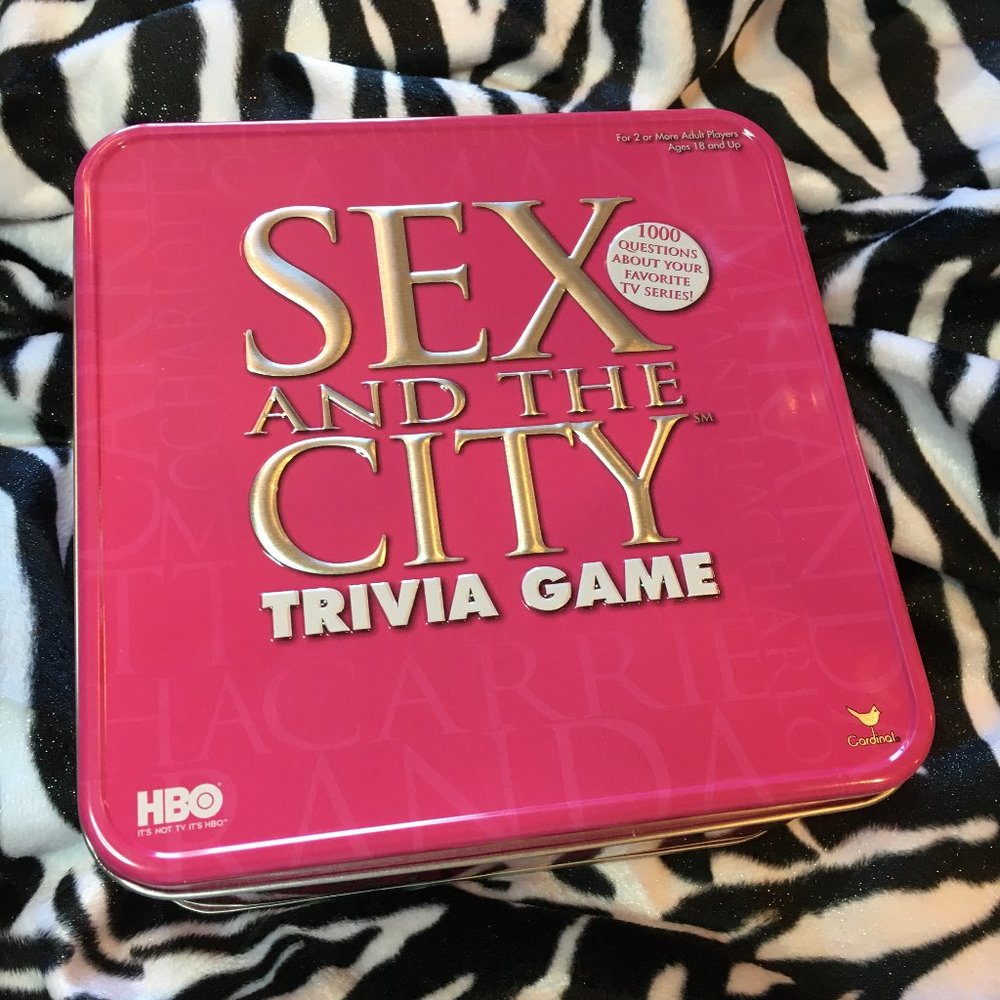 NIB Sex and the City HBO Board Game Metal Box 2004